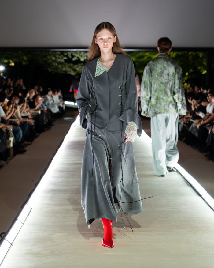 「HARE(ハレ)」、2027年春夏コレクションを発表