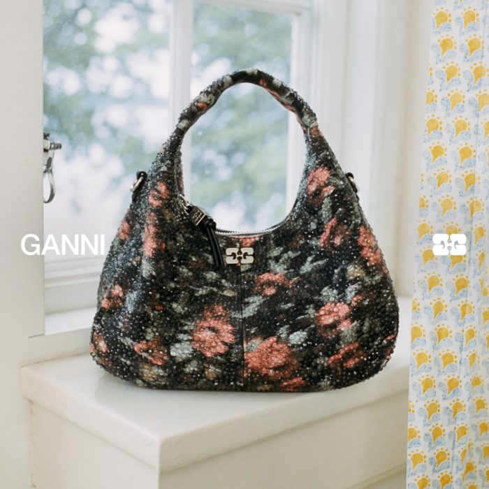 「GANNI(ガニー)」、伊勢丹新宿店にオープン アイコンバッグを数量限定で発売