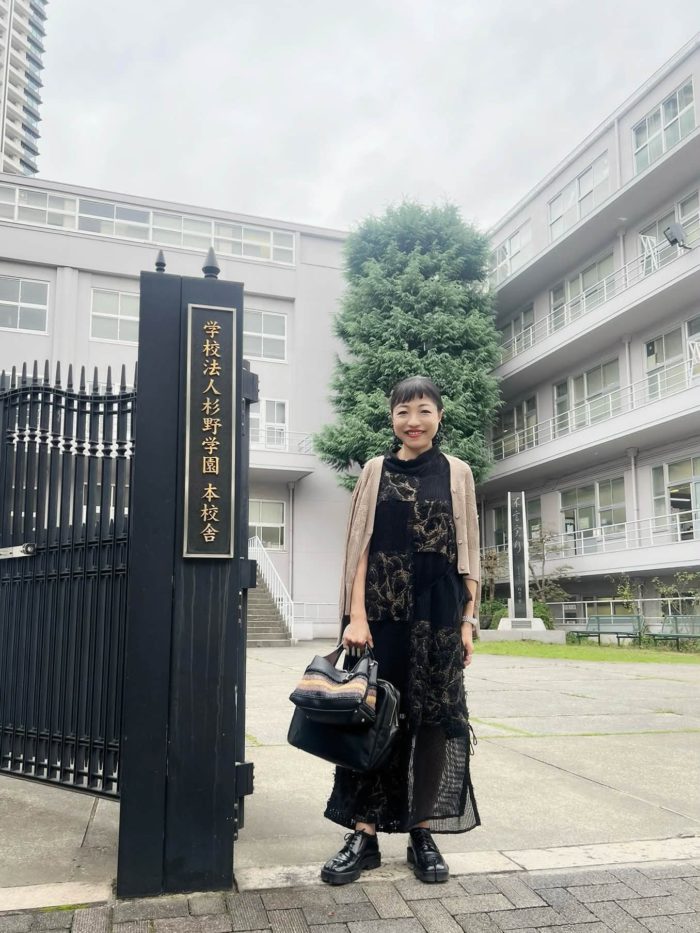杉野服飾大学で講義(2026-27年秋冬コレクションとマクロトレンドについて)