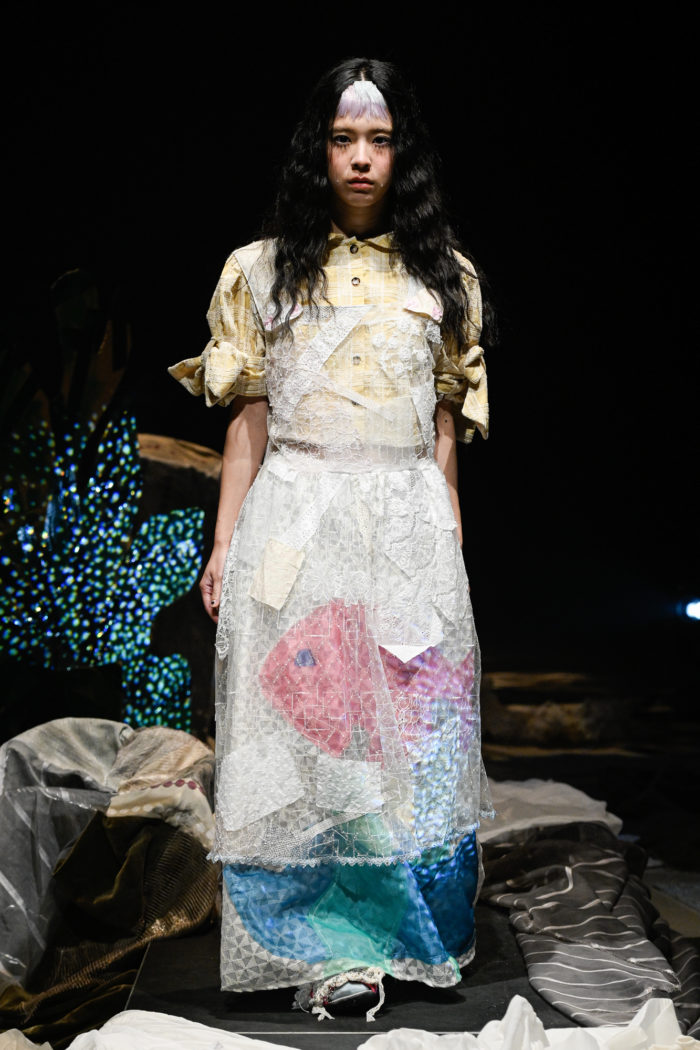 「yushokobayashi(ユウショウコバヤシ)」、2027年春夏コレクションを発表
