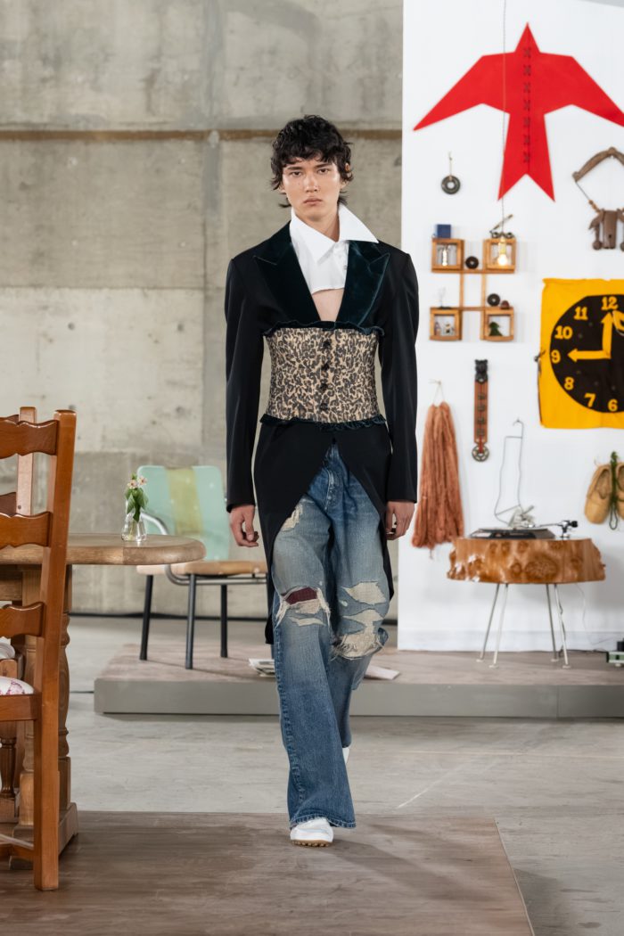 「KHOKI(コッキ)」、2027年春夏コレクションを発表