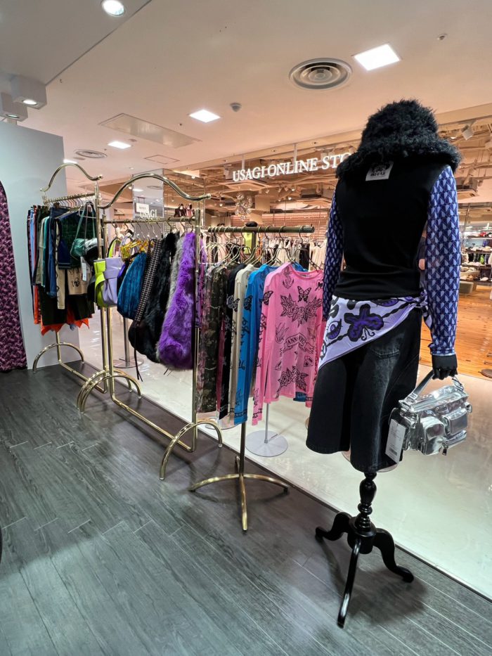 「anna sui nyc（アナ スイ エヌワイシー）」、世界初のリアルストアがラフォーレ原宿にオープン