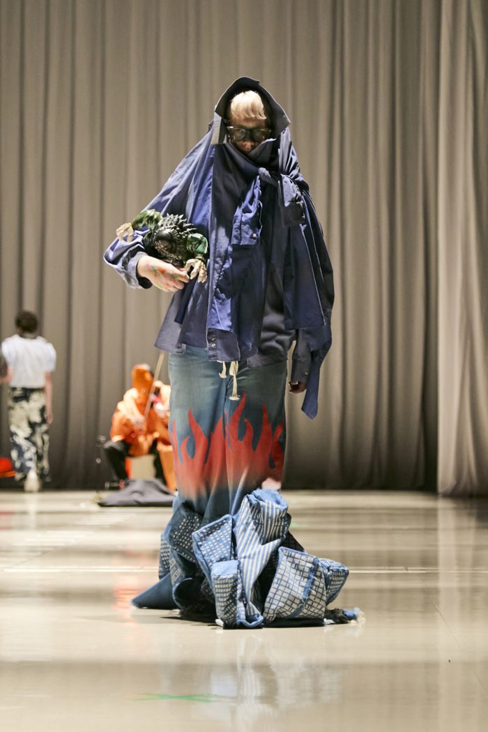 「RequaL≡(リコール)」、2027年春夏コレクションを発表