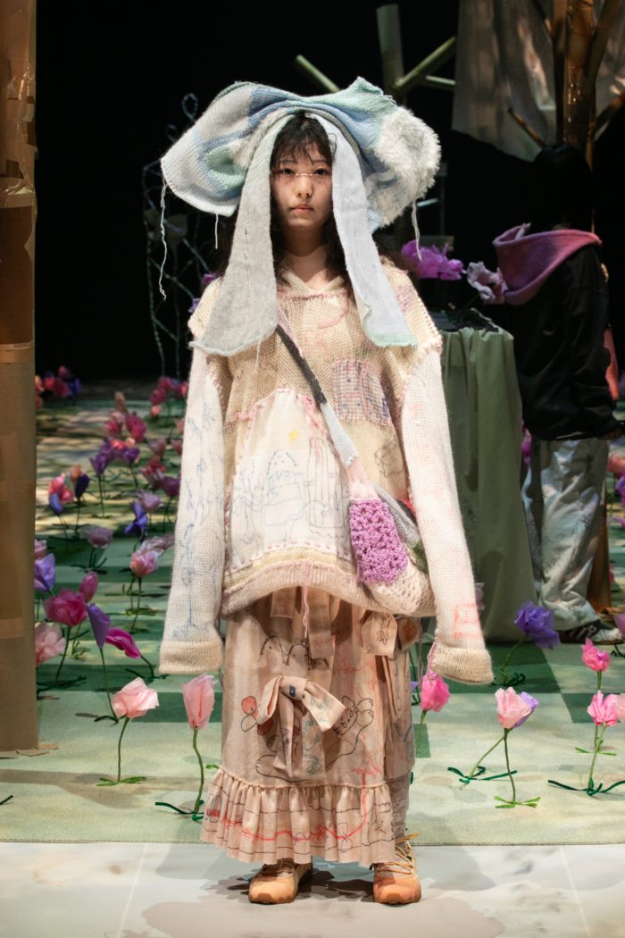 「yushokobayashi(ユウショウコバヤシ)」、2026-27年秋冬コレクションを発表