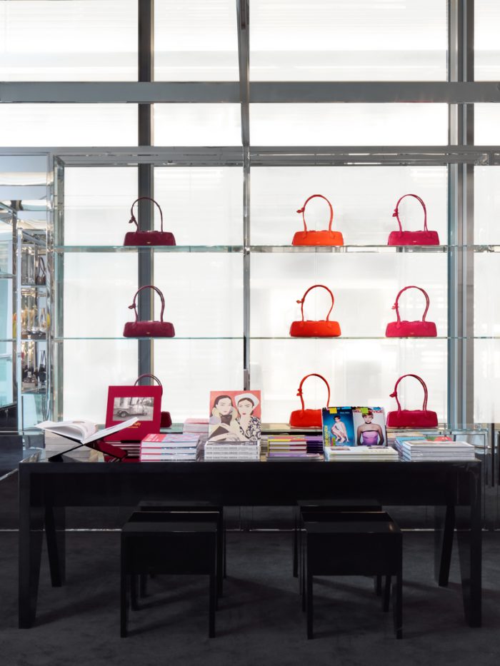 「ALAÏA(アライア)」、東京・表参道にポップアップスペースをオープン