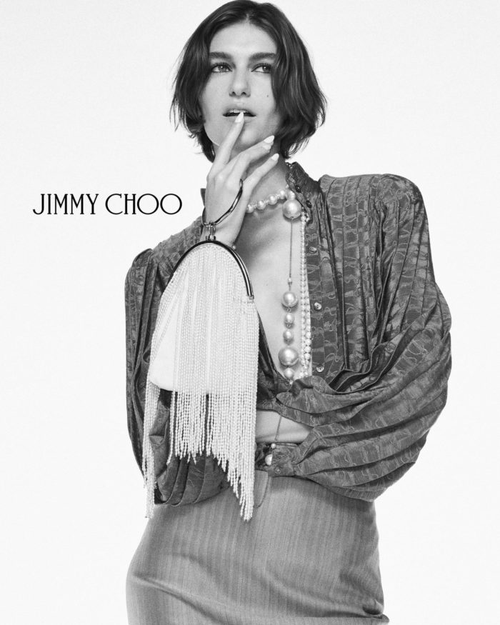 「JIMMY CHOO（ジミー チュウ）」、30周年を祝うカプセルコレクションを発表
