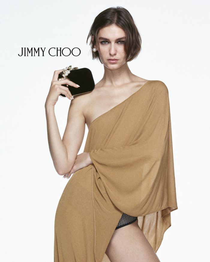 「JIMMY CHOO（ジミー チュウ）」、30周年を祝うカプセルコレクションを発表